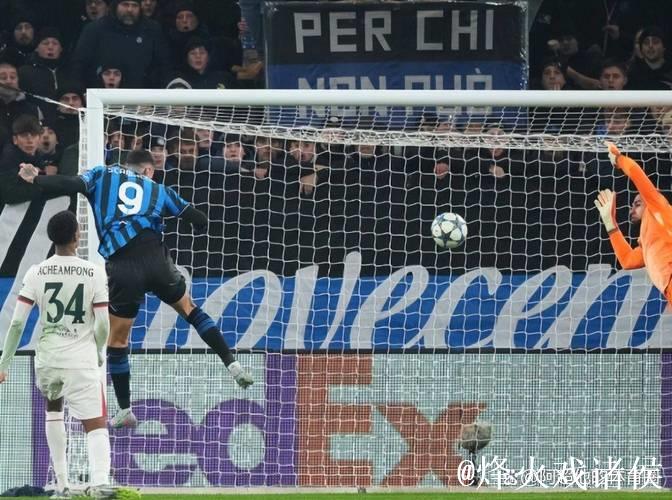 足坛冷暖交织！国米遭争议点球绝杀，拜仁巴萨齐奏凯歌